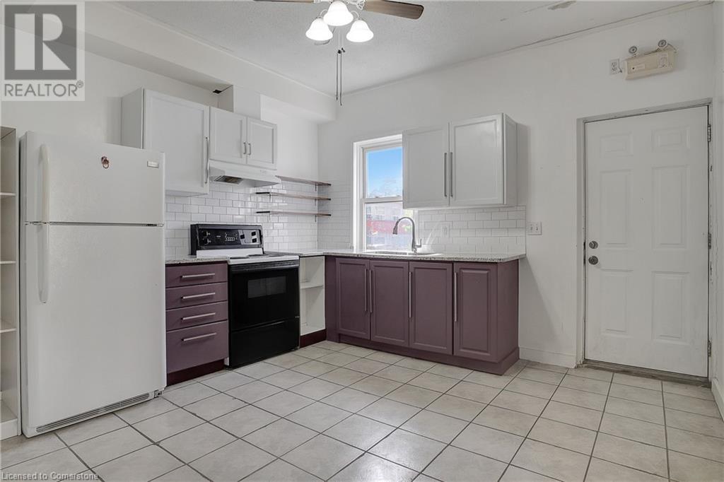 51 King Street N Unit# Upper, Waterloo, Ontario  N2J 2W9 - Photo 31 - 40657650