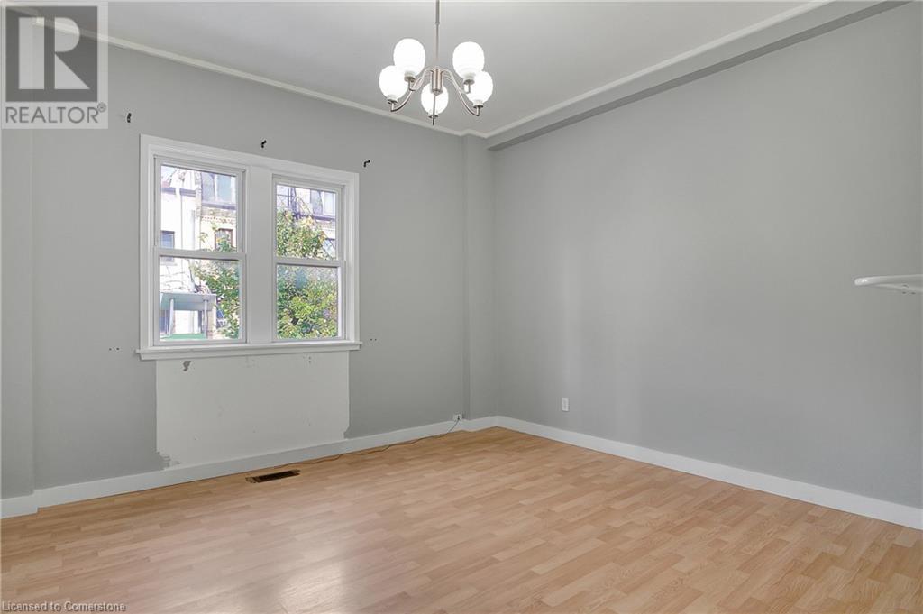 51 King Street N Unit# Upper, Waterloo, Ontario  N2J 2W9 - Photo 37 - 40657650