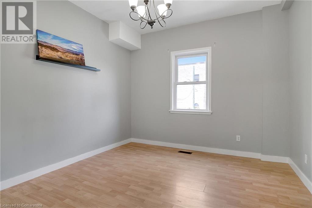 51 King Street N Unit# Upper, Waterloo, Ontario  N2J 2W9 - Photo 39 - 40657650