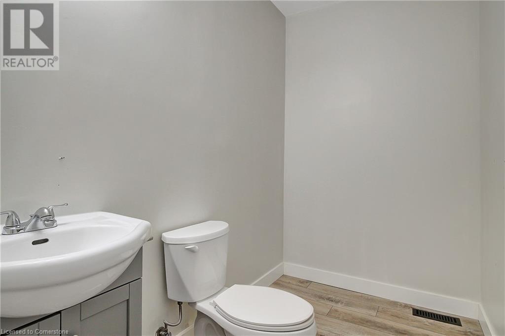 51 King Street N Unit# Upper, Waterloo, Ontario  N2J 2W9 - Photo 44 - 40657650