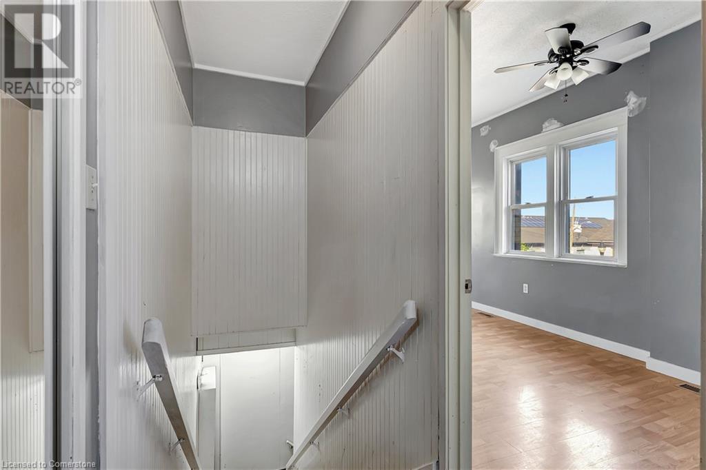 51 King Street N Unit# Upper, Waterloo, Ontario  N2J 2W9 - Photo 8 - 40657650