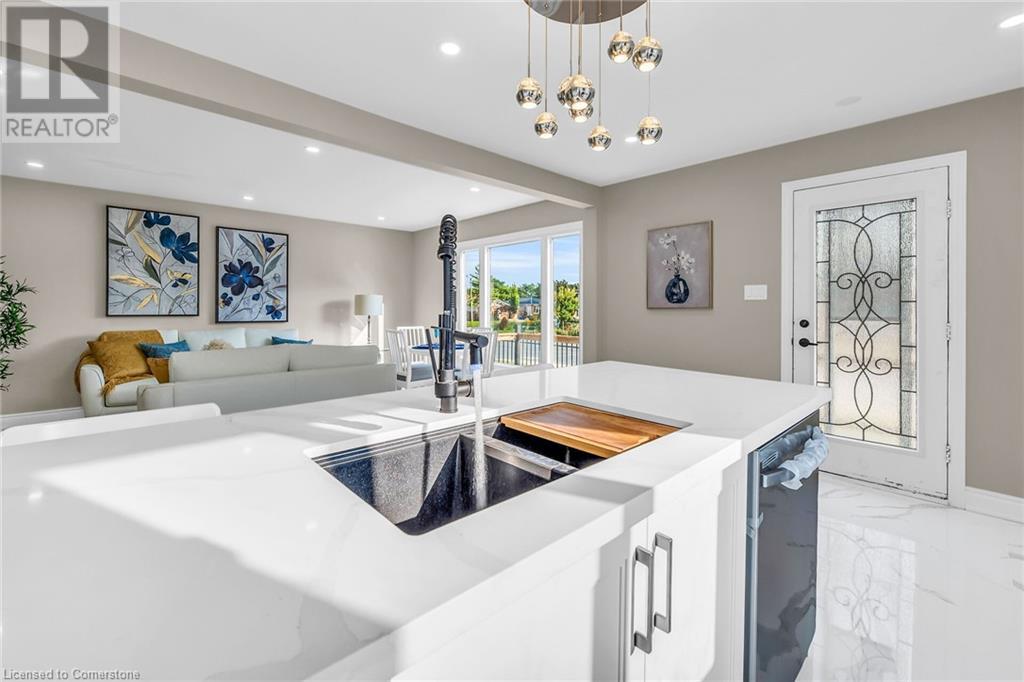 165 BELLINGHAM Drive, hamilton, Ontario