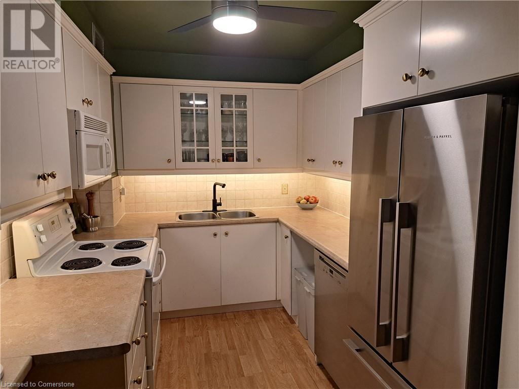 15 Towering Heights Boulevard Unit# 202, St. Catharines, Ontario L2T 3G7 - Photo 2 - 40657329