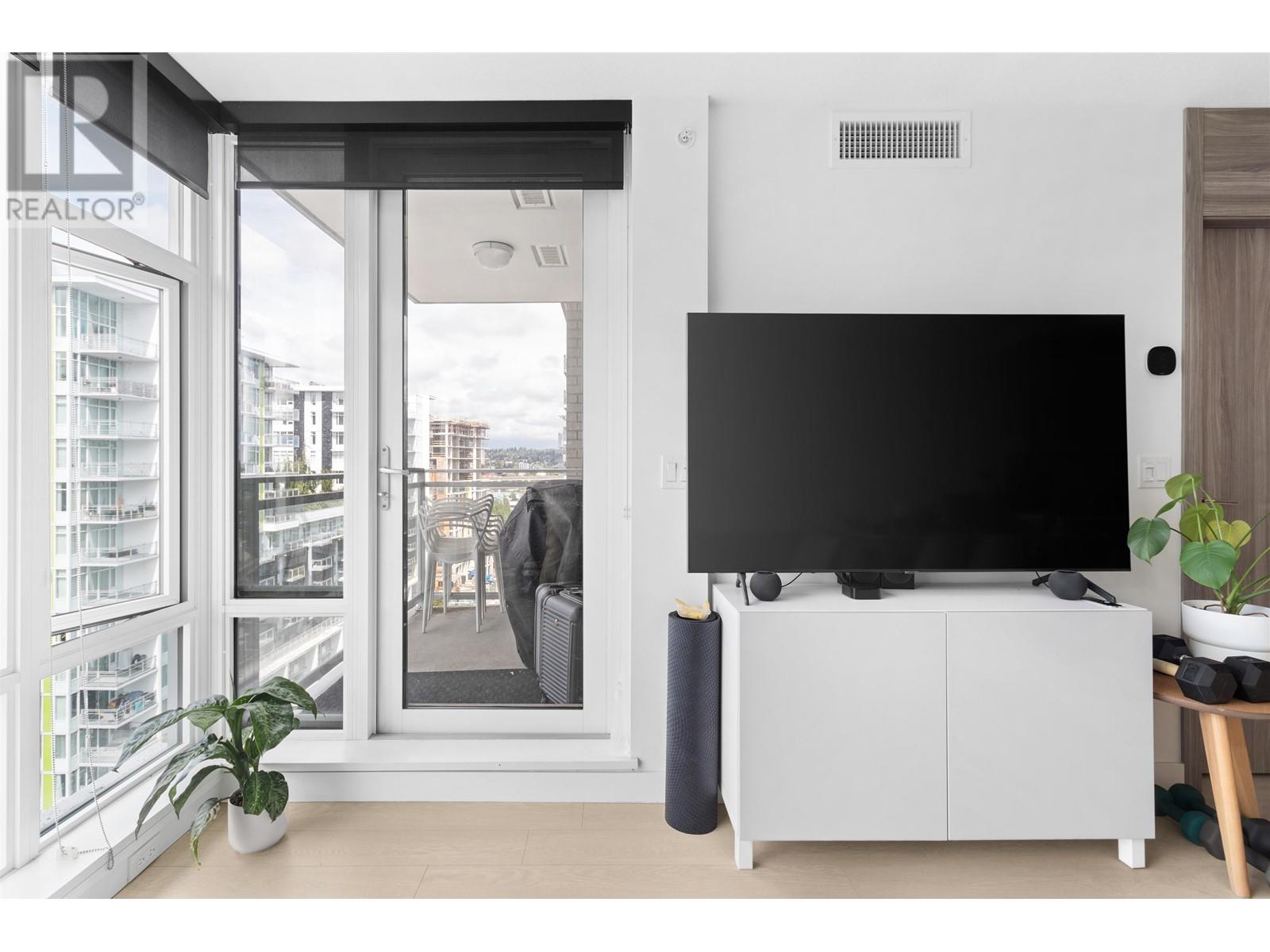 Listing Picture 5 of 14 : 1603 8800 HAZELBRIDGE WAY, Richmond / 烈治文 - 魯藝地產 Yvonne Lu Group - MLS Medallion Club Member