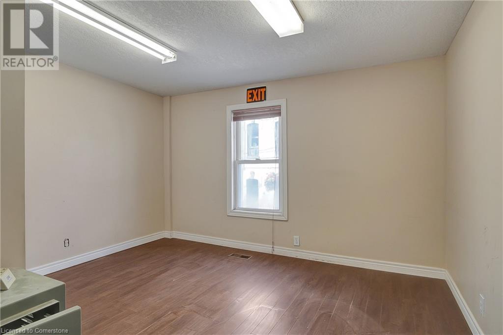 57 King Street N Unit# Upper, Waterloo, Ontario  N2J 2W9 - Photo 14 - 40657705