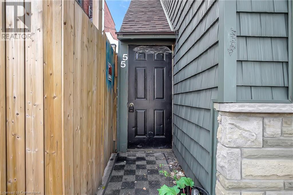 57 King Street N Unit# Upper, Waterloo, Ontario  N2J 2W9 - Photo 4 - 40657705