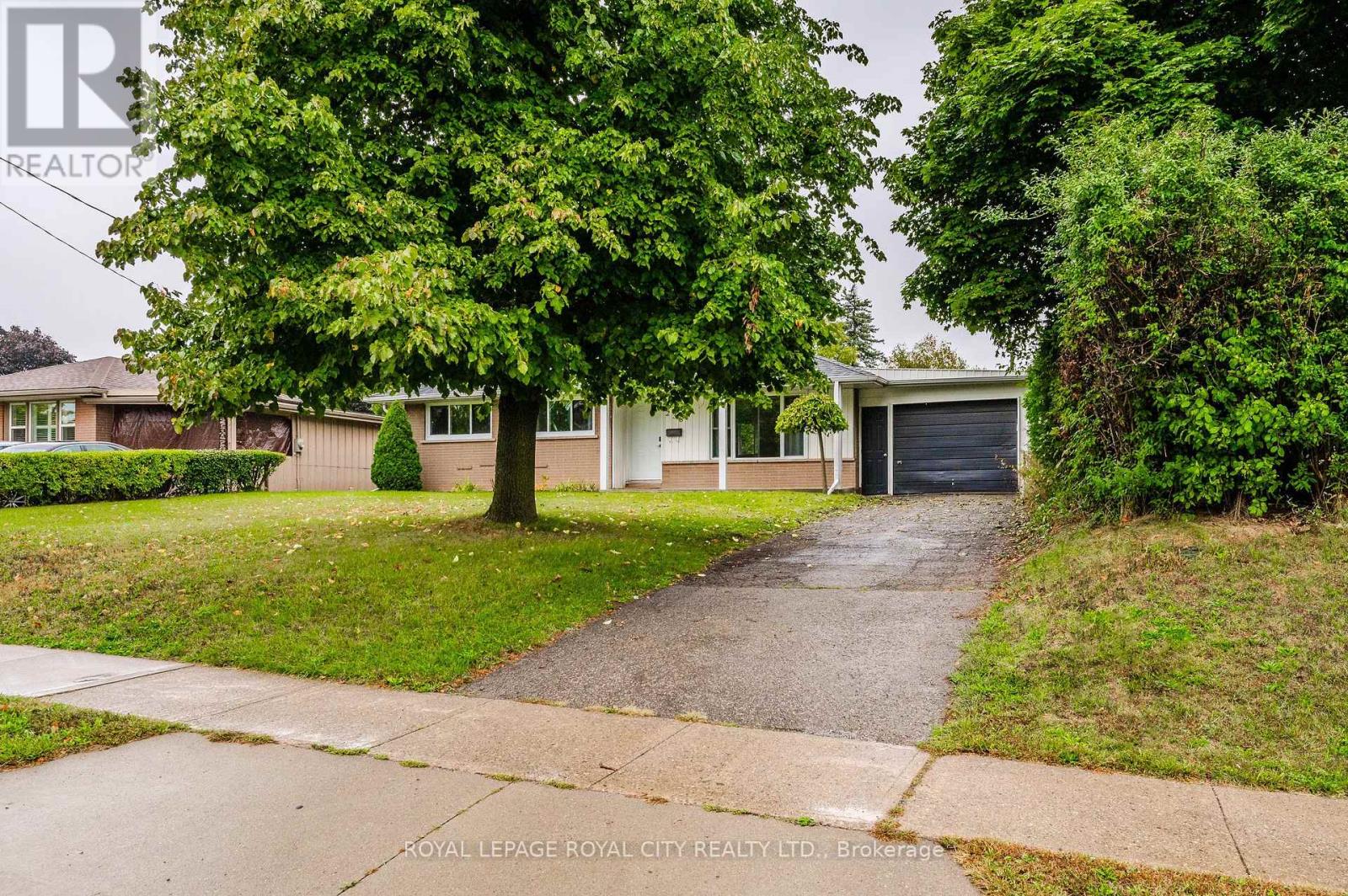 238 Cedar Street, Cambridge, Ontario  N1S 1W7 - Photo 3 - X9380682