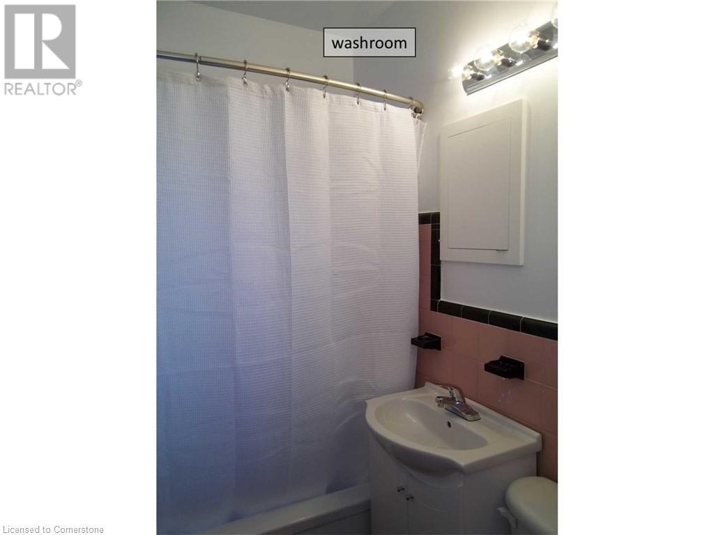 273 Lakeshore Road E Unit# 3, Mississauga, Ontario  L5G 1G8 - Photo 12 - 40657812