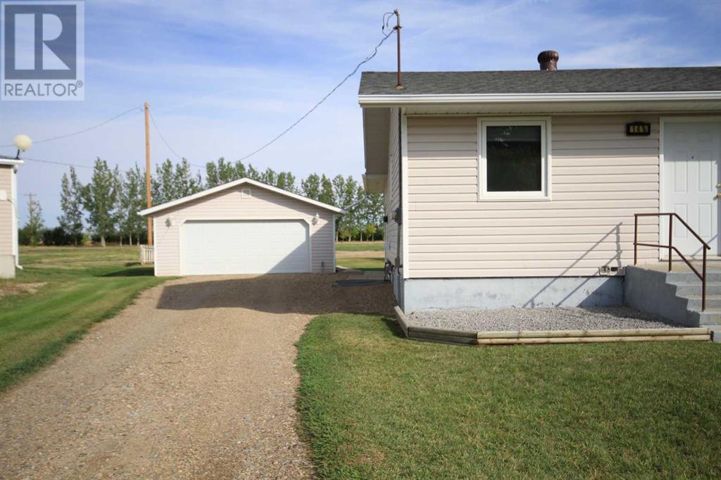 148 Victoria Square, Hays, Alberta  T0K 1B0 - Photo 3 - A2170057