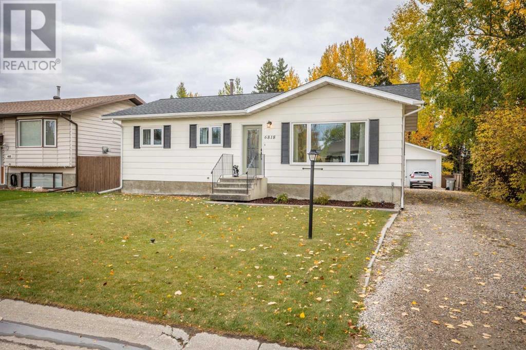 6818 5a Avenue, Edson, Alberta  T7E 1M4 - Photo 1 - A2169944