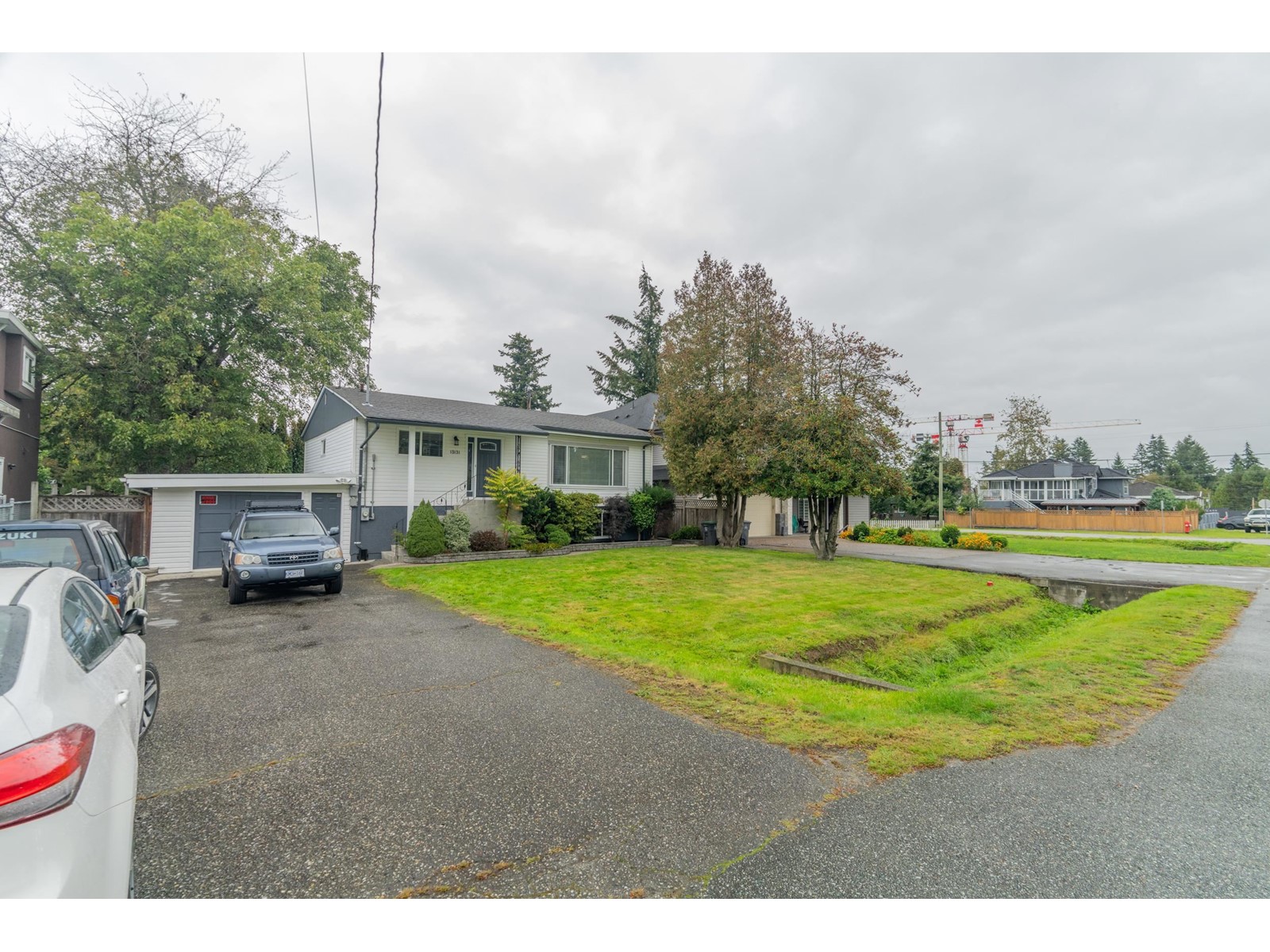 13131 110 Avenue, Surrey, British Columbia  V3T 2R1 - Photo 2 - R2932445