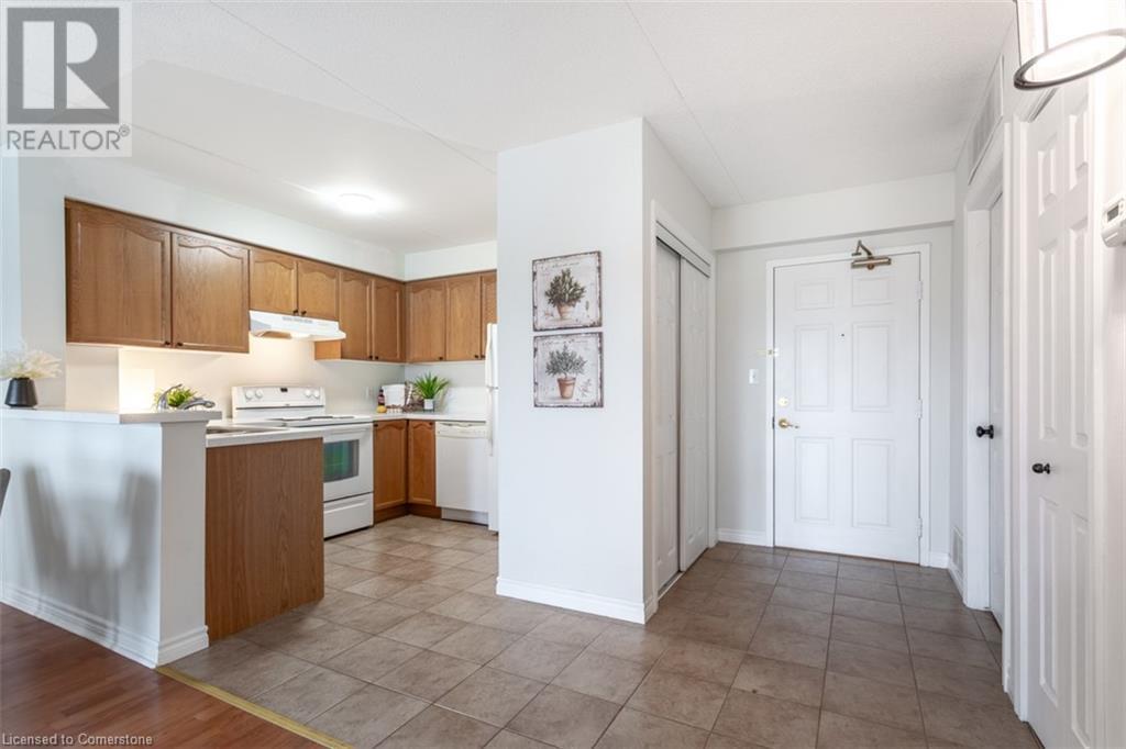 4450 Fairview Street Unit# 307, Burlington, Ontario L7L 7K7 - Photo 7 - XH4205253