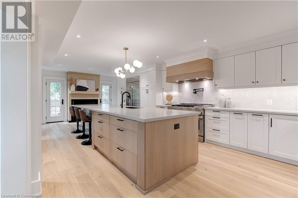 939 Teal Drive, Burlington, Ontario  L7T 2Y9 - Photo 11 - 40656591