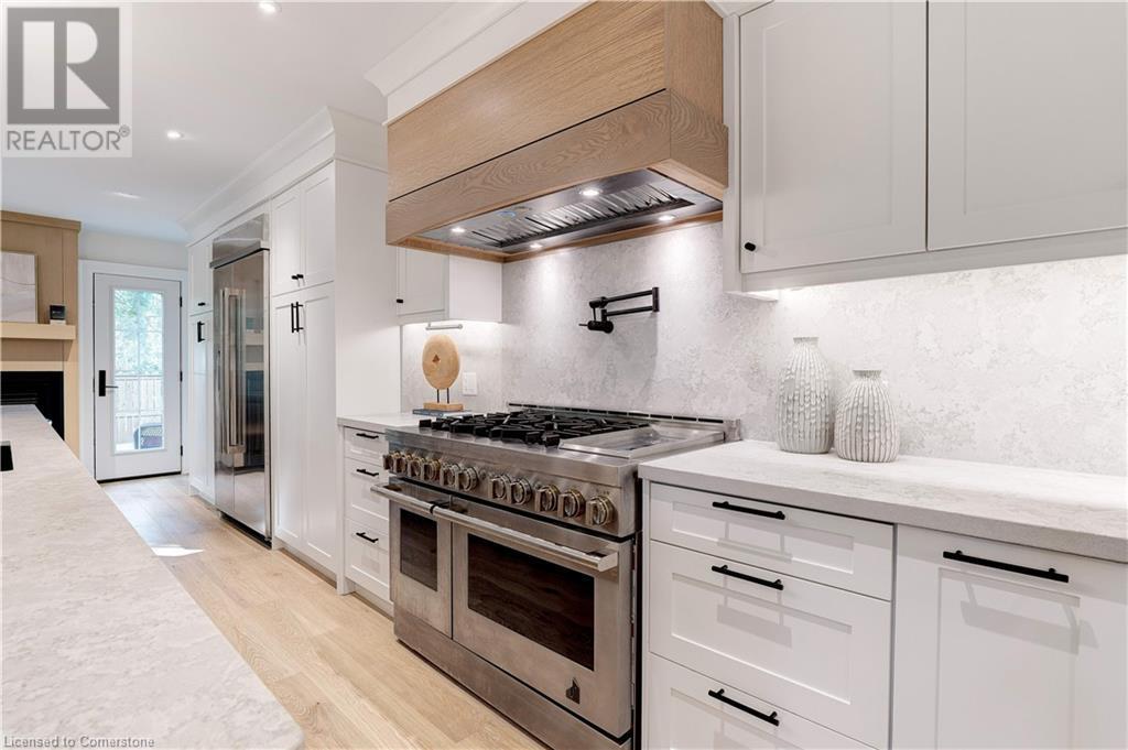 939 Teal Drive, Burlington, Ontario  L7T 2Y9 - Photo 13 - 40656591