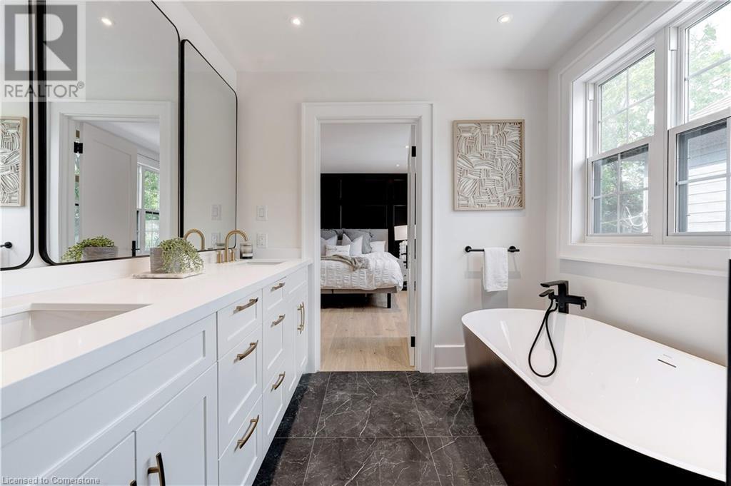 939 Teal Drive, Burlington, Ontario  L7T 2Y9 - Photo 27 - 40656591