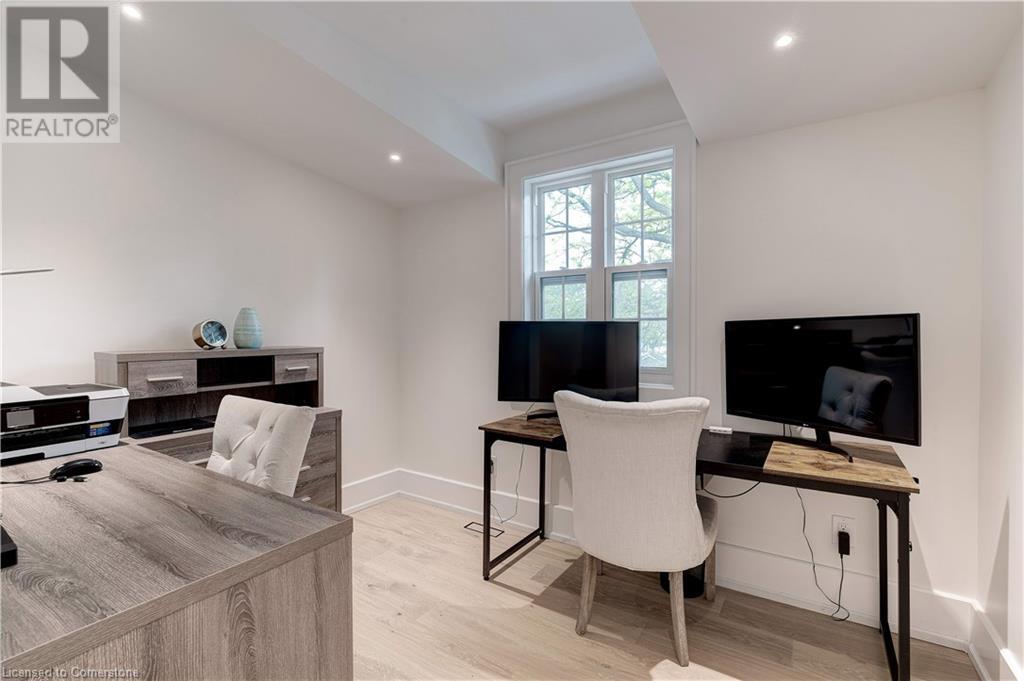 939 Teal Drive, Burlington, Ontario  L7T 2Y9 - Photo 32 - 40656591