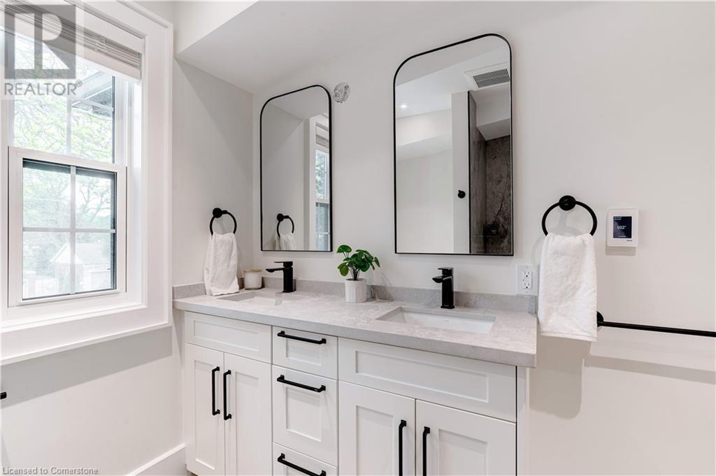 939 Teal Drive, Burlington, Ontario  L7T 2Y9 - Photo 34 - 40656591