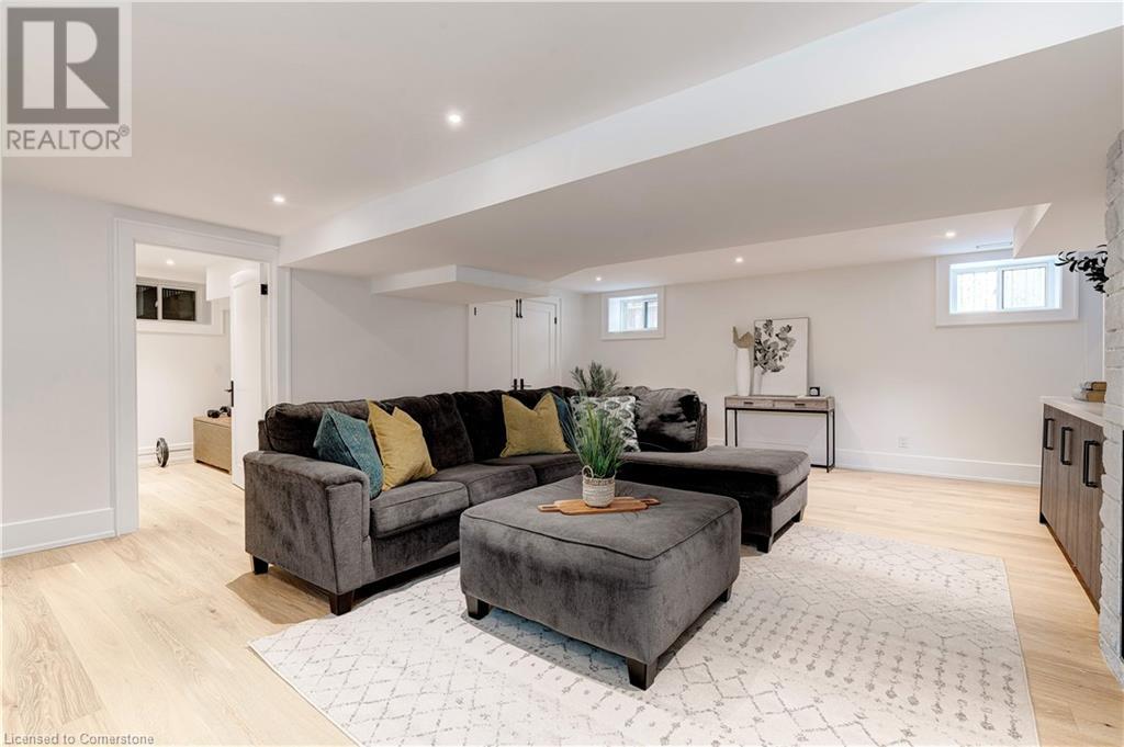 939 Teal Drive, Burlington, Ontario  L7T 2Y9 - Photo 36 - 40656591