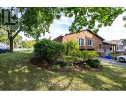 47 MUIR CRESCENT, Whitby, Ontario