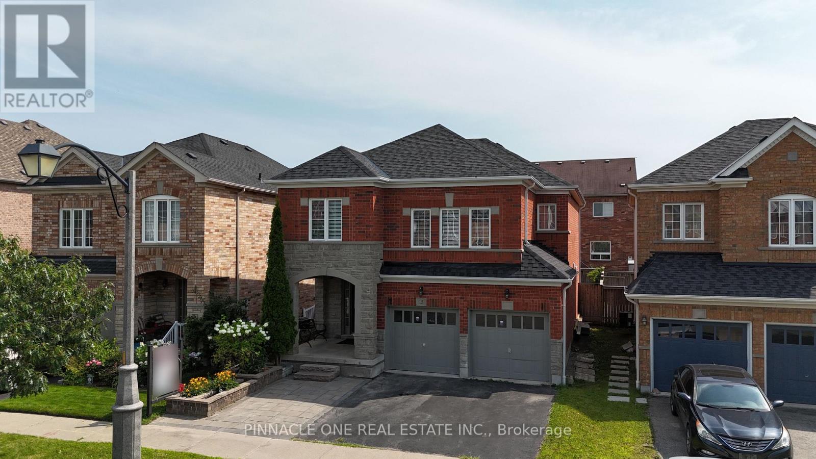 15 THACKERY DRIVE, Ajax, Ontario