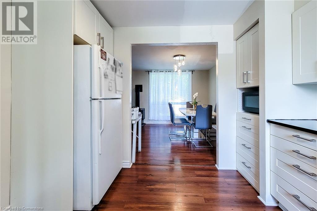 25 Britten Close Unit# B59, Hamilton, Ontario L9C 4J8 - Photo 10 - 40657775