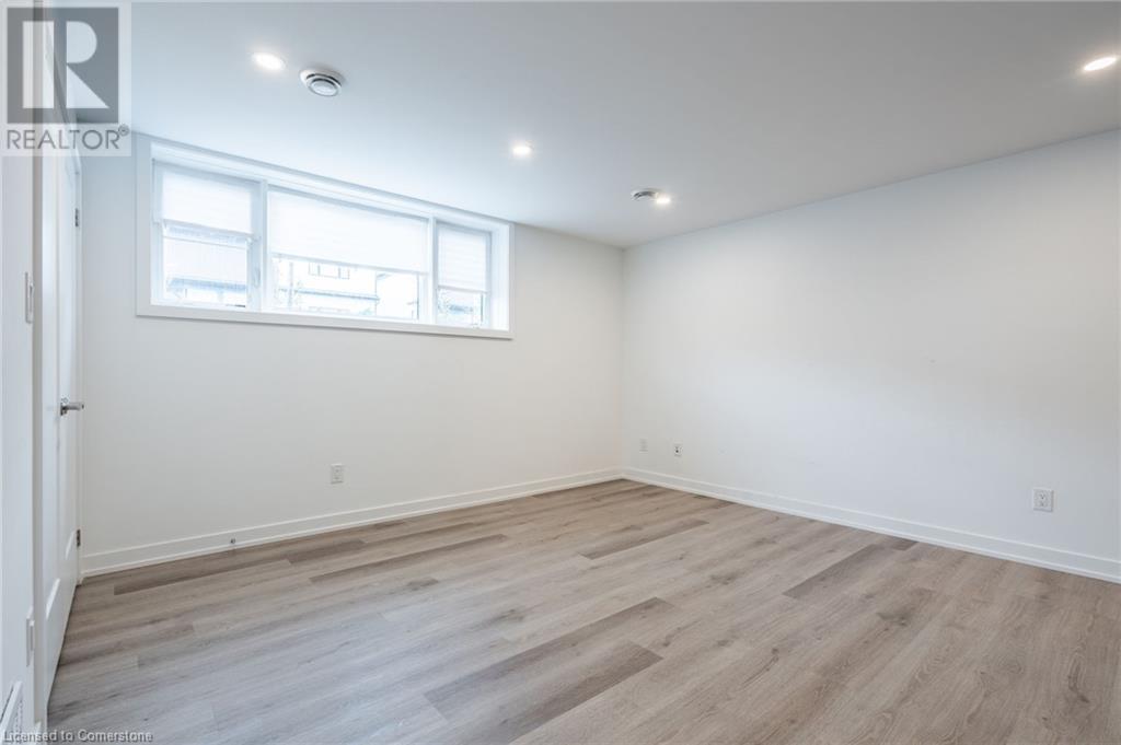 4263 Fourth Avenue Unit# 214, Niagara Falls, Ontario  L2R 0C2 - Photo 14 - 40657722