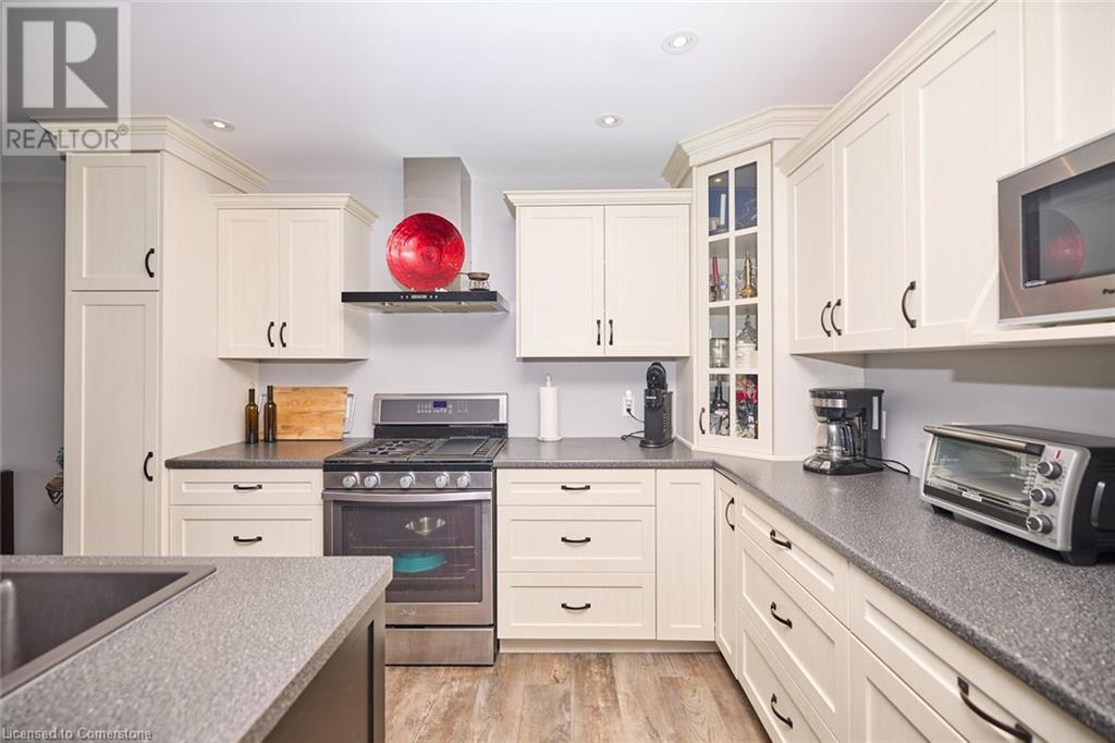 226 Woolverton Road, Grimsby, Ontario  L3M 4E7 - Photo 12 - XH4204814