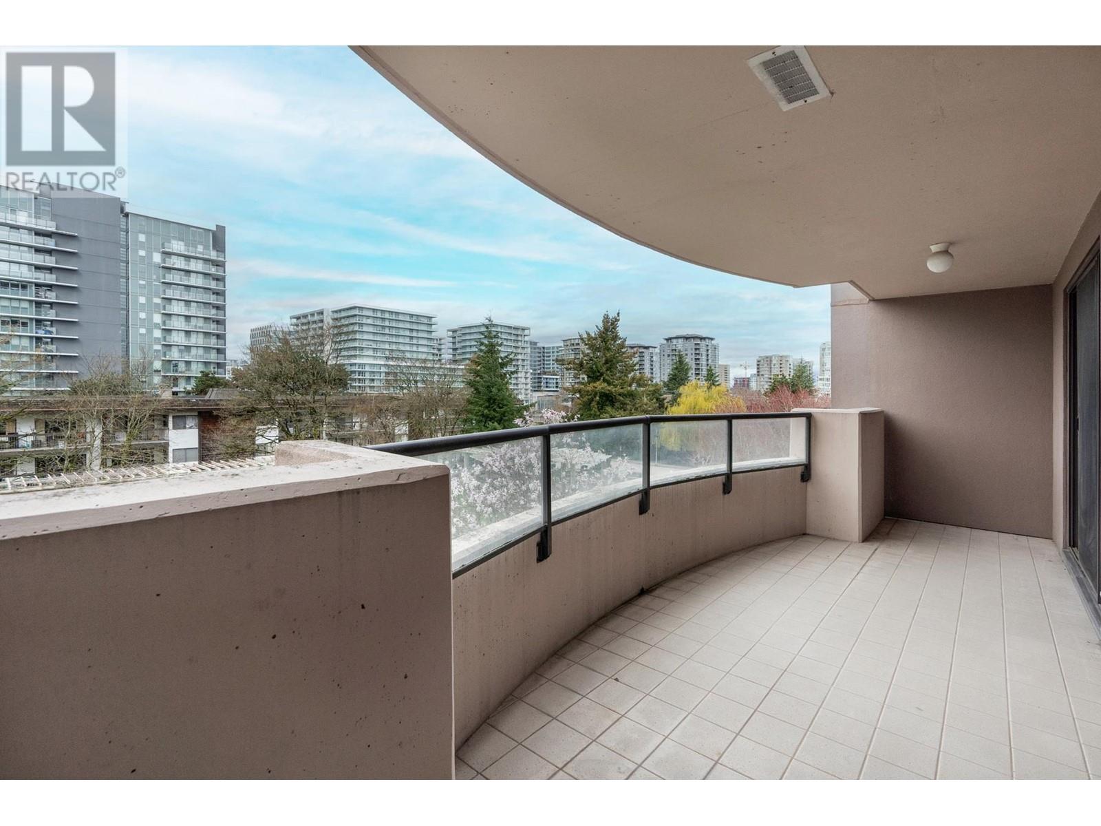 502 6611 Cooney Road, Richmond, British Columbia V6Y 4C5 - Photo 11 - R2932459