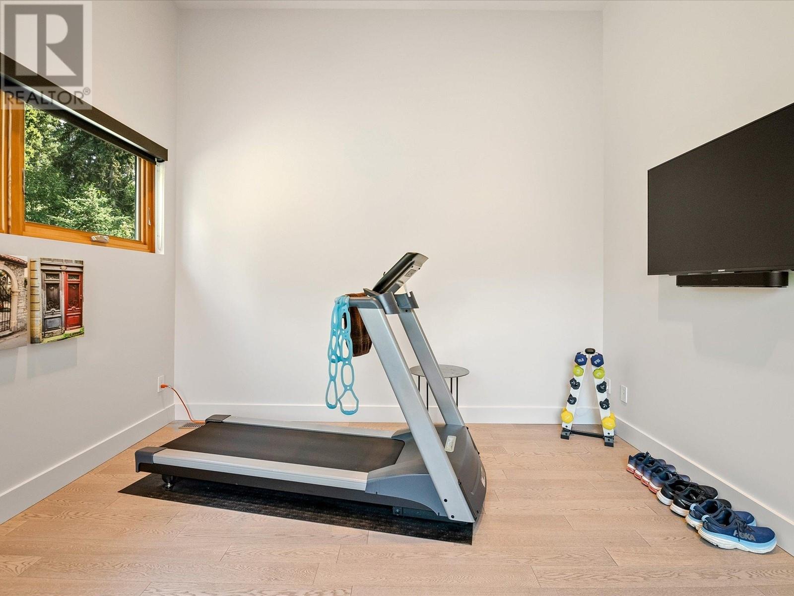 8011 Cypress Place, Whistler, British Columbia  V8E 1J9 - Photo 31 - R2932453