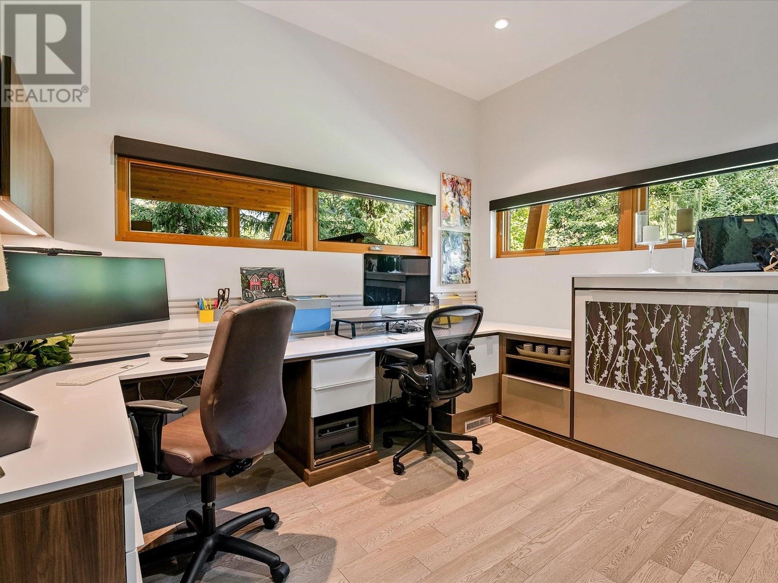 8011 Cypress Place, Whistler, British Columbia  V8E 1J9 - Photo 33 - R2932453