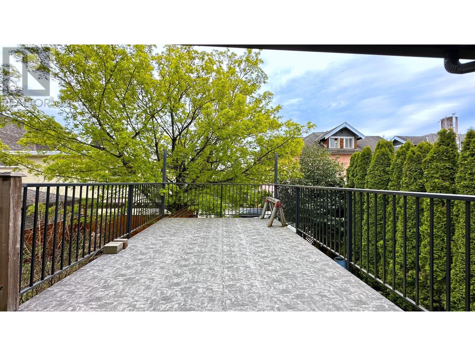1116 Nanaimo Street, New Westminster, British Columbia  V3M 2E6 - Photo 6 - R2932456