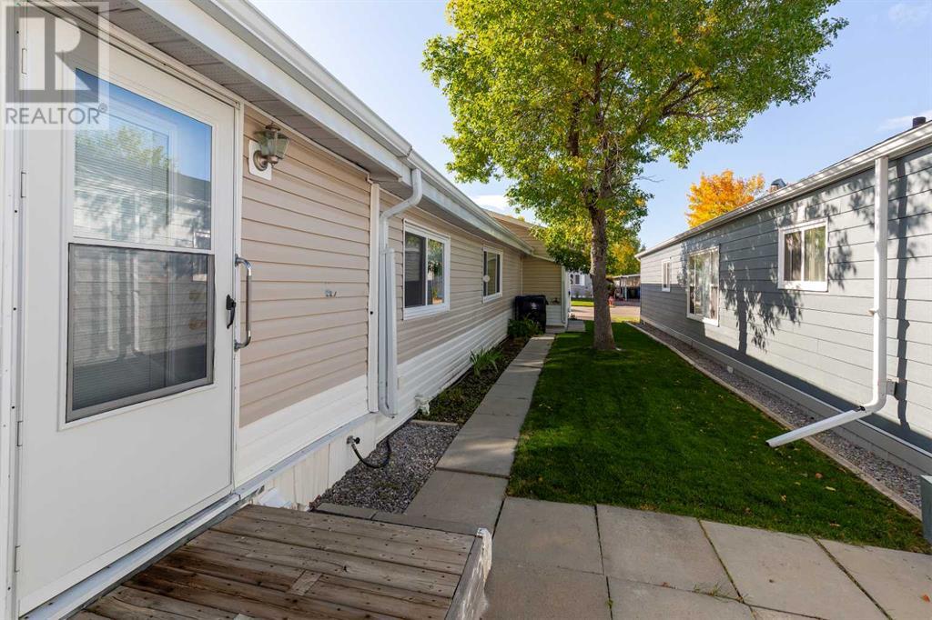 2905 30 Avenue S, Lethbridge, Alberta  T1K 6S7 - Photo 27 - A2170500