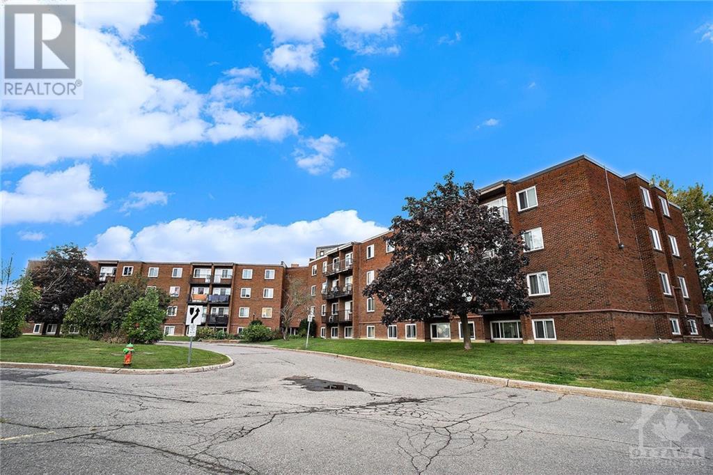 2041 ARROWSMITH DRIVE UNIT#306A, Ottawa, Ontario