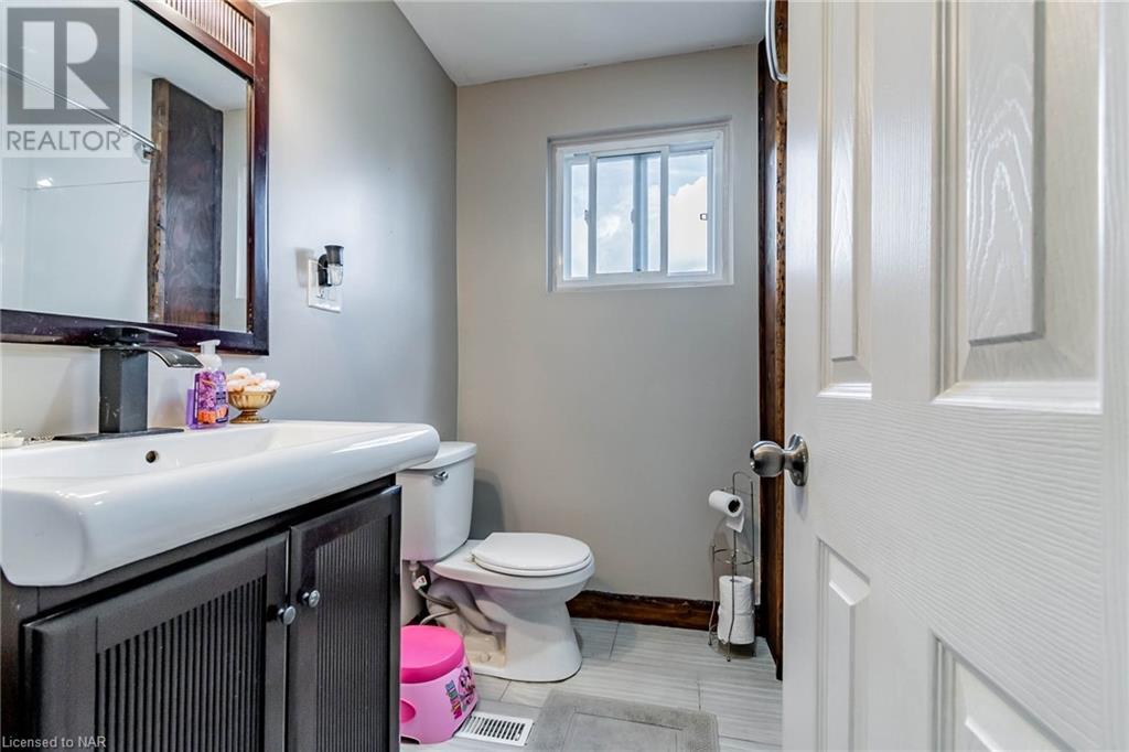 91 Leaside Drive, Welland, Ontario  L3C 6B3 - Photo 35 - 40657296