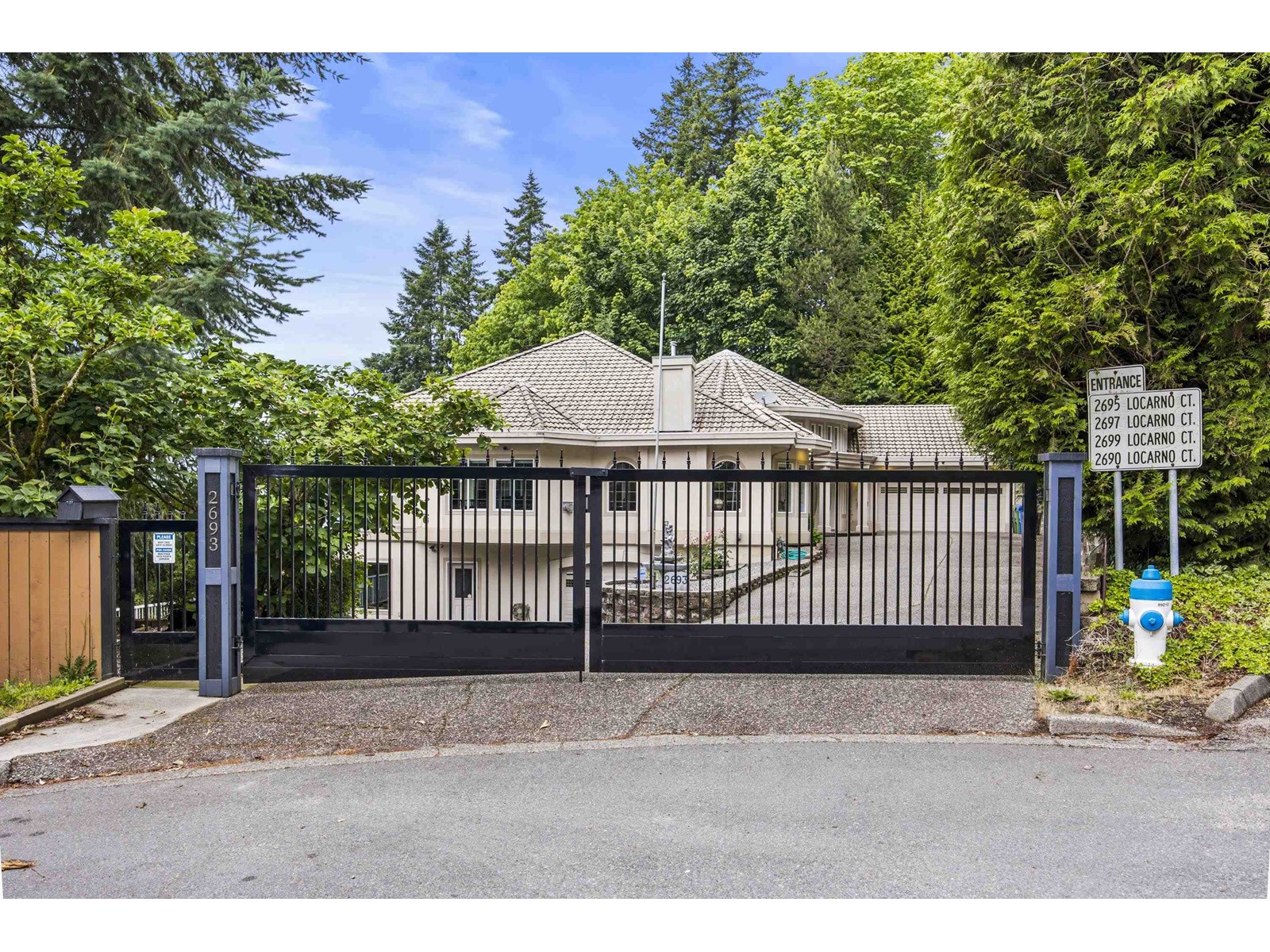 2693 LOCARNO COURT, Abbotsford, British Columbia