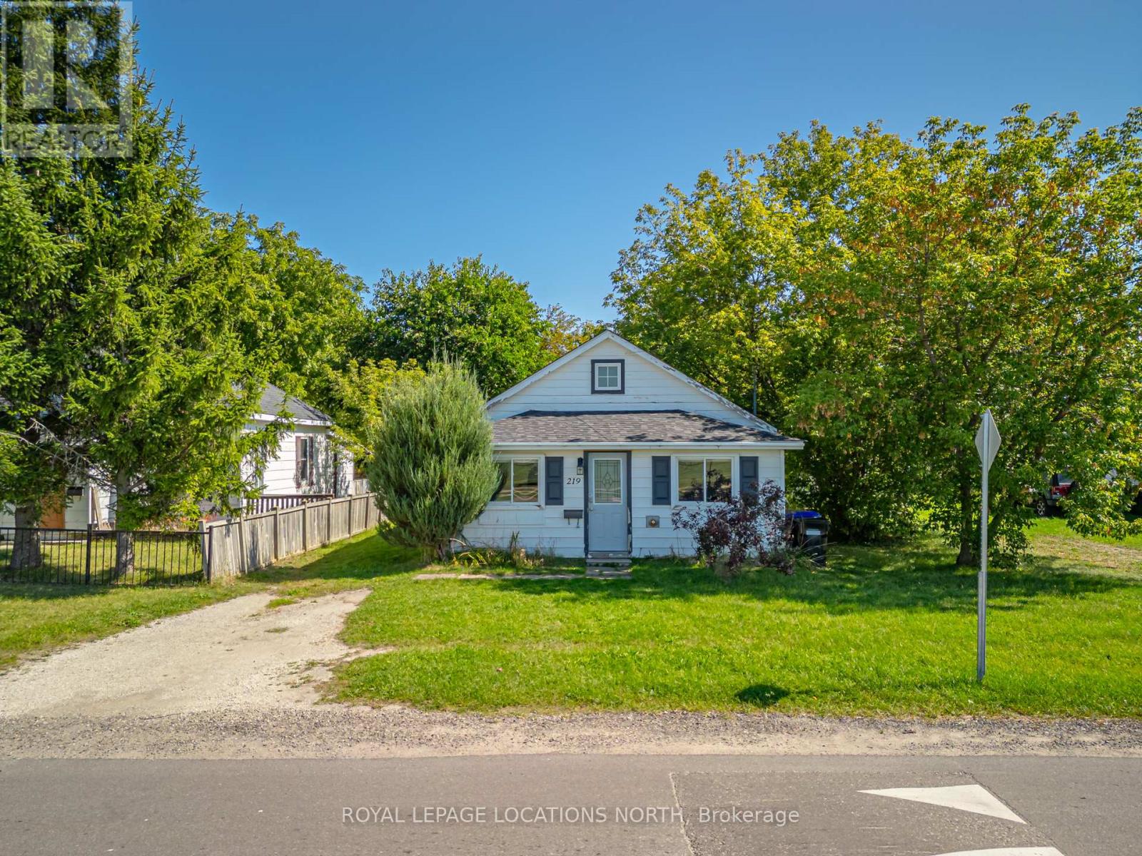 219 Spruce Street, Collingwood, Ontario  L9Y 3G9 - Photo 8 - S9356016