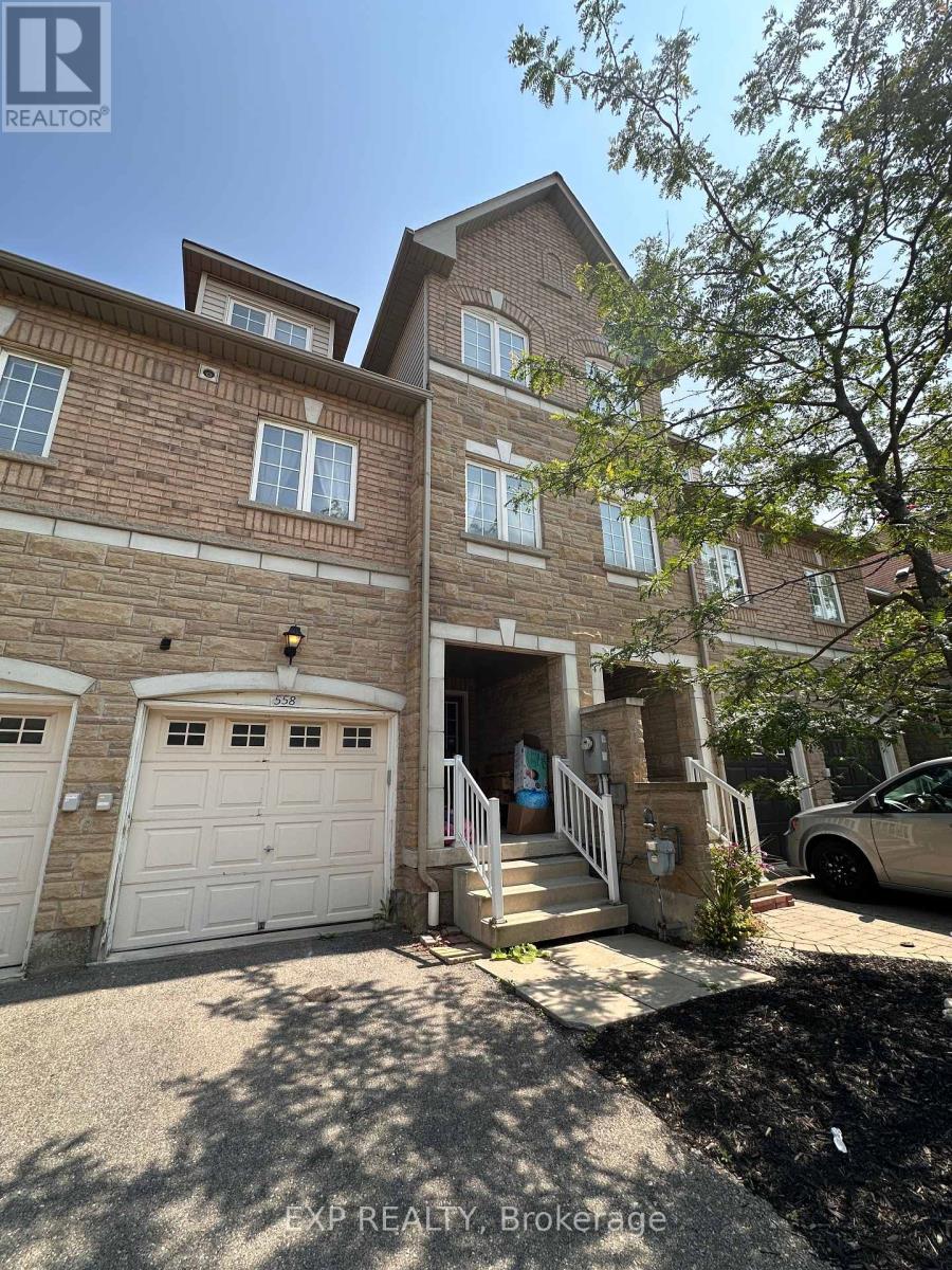 558 CANDLESTICK CIRCLE, Mississauga, Ontario