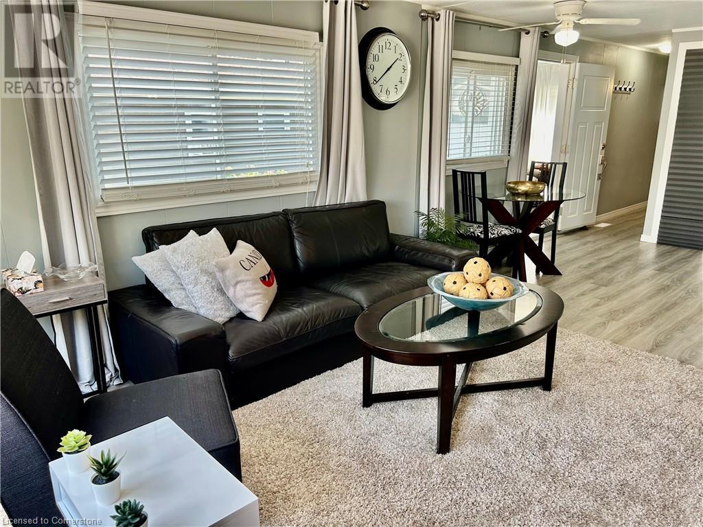 4594 Martha Lane, Beamsville, Ontario  L0R 1B1 - Photo 11 - XH4197437