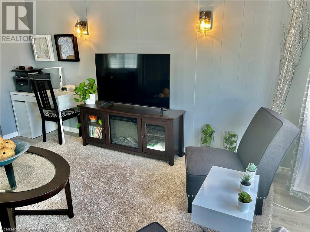 4594 Martha Lane, Beamsville, Ontario  L0R 1B1 - Photo 9 - XH4197437