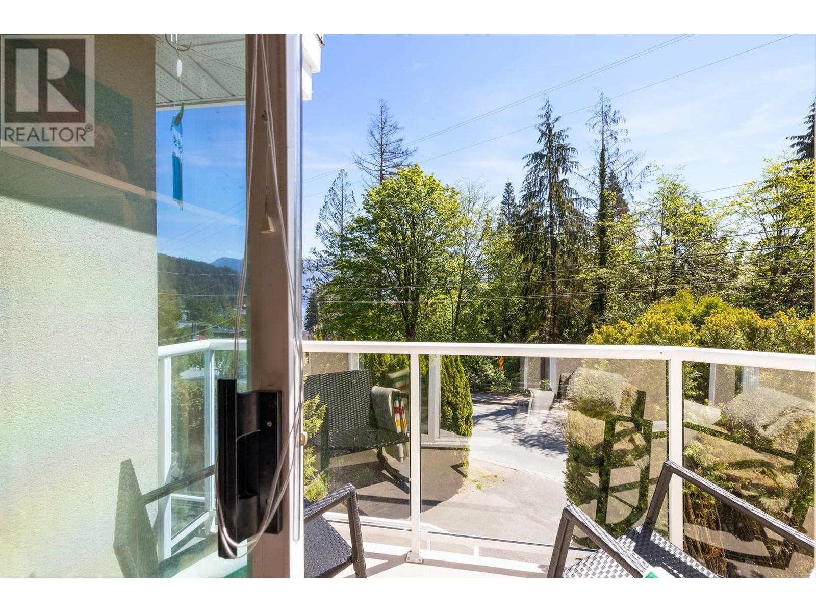 2171 DEEP COVE ROAD, North Vancouver, British Columbia One Percent