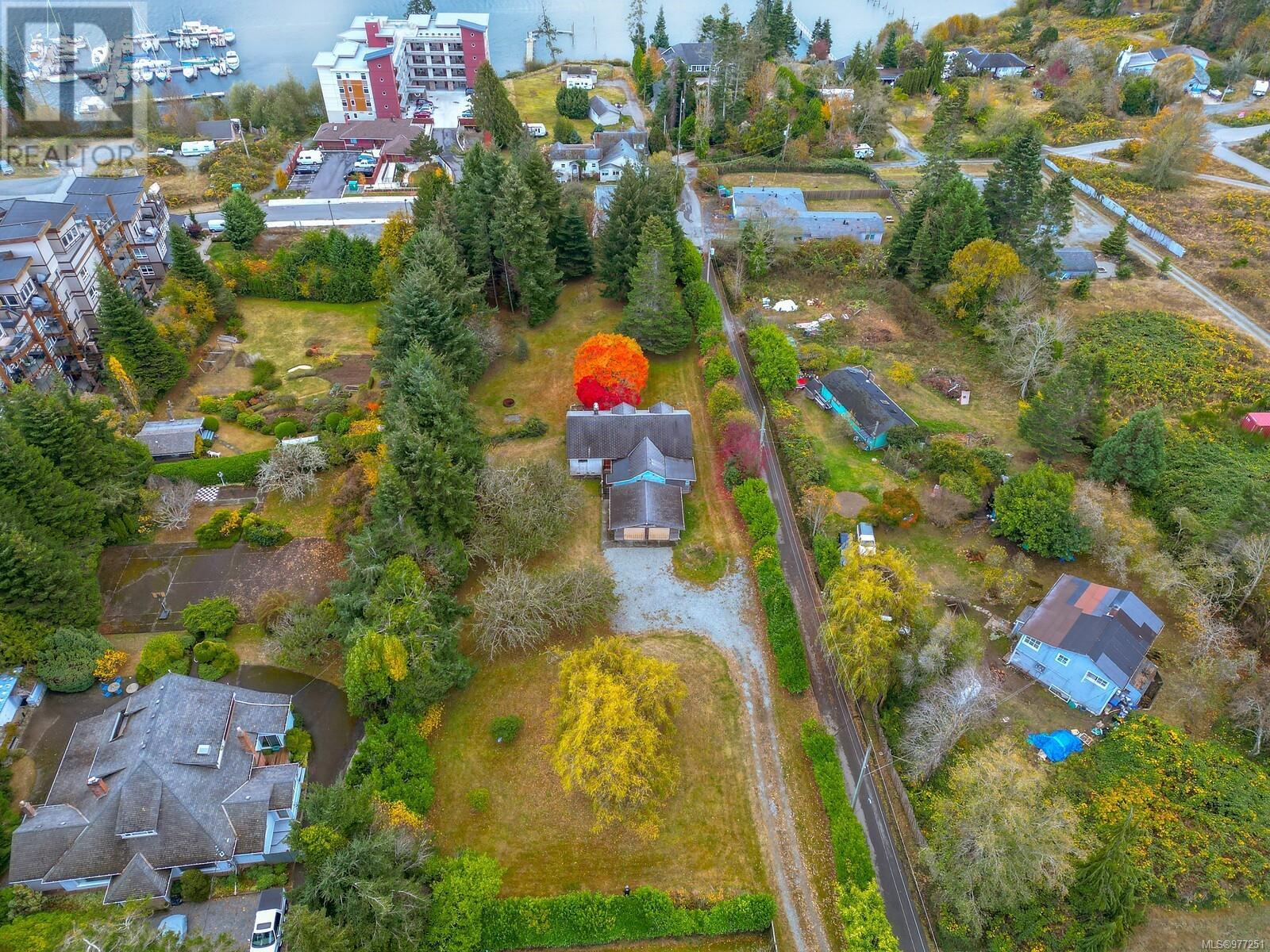 Property at 6613 Sooke Rd image 3