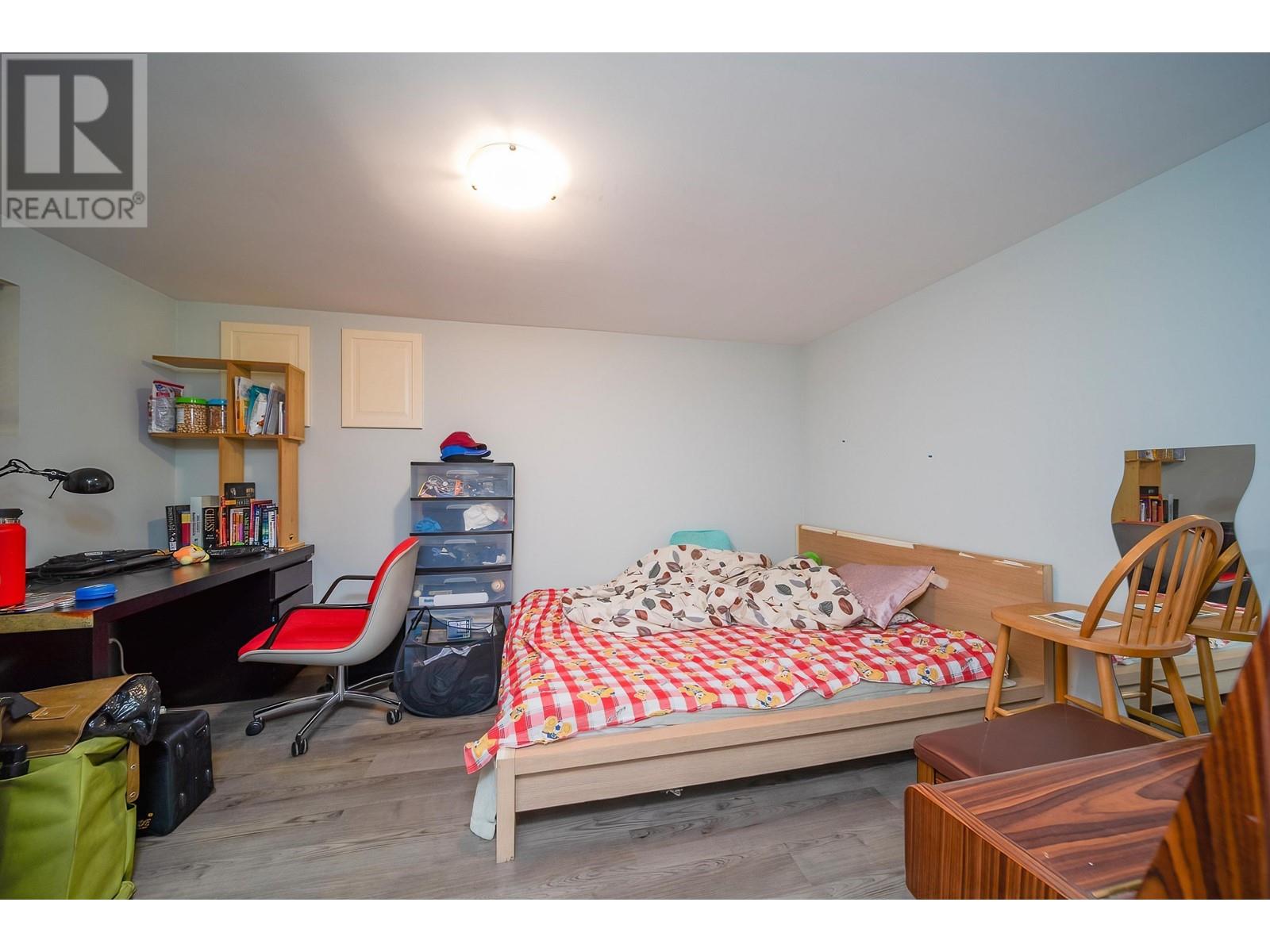 5374 Chesham Avenue, Burnaby, British Columbia  V5H 2L2 - Photo 18 - R2932685