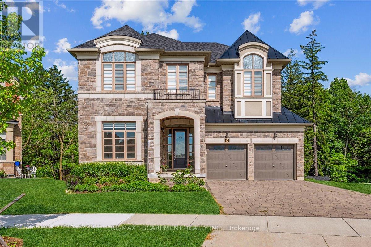 912 FOREST CREEK COURT, Kitchener, Ontario