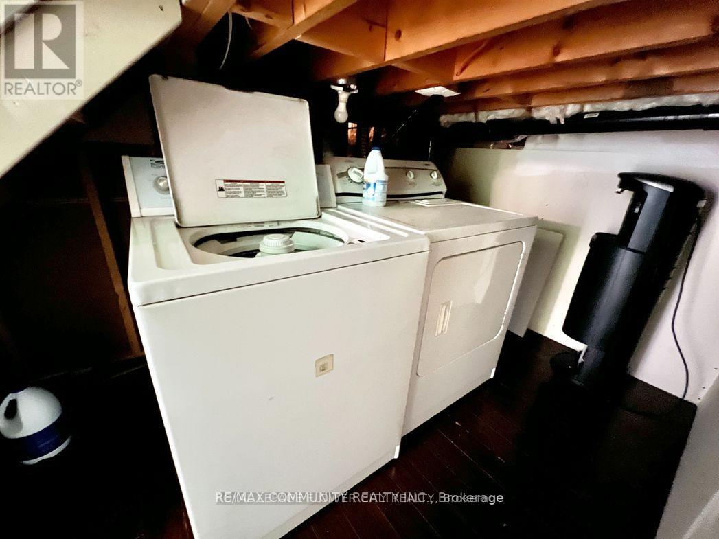 Bsmt - 21 Midvale Road, Brampton, Ontario  L7A 2M9 - Photo 6 - W9381687