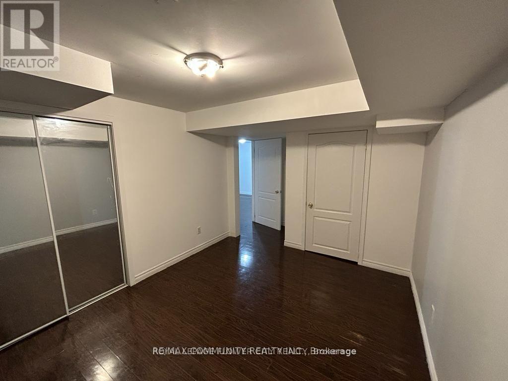 Bsmt - 21 Midvale Road, Brampton, Ontario  L7A 2M9 - Photo 8 - W9381687