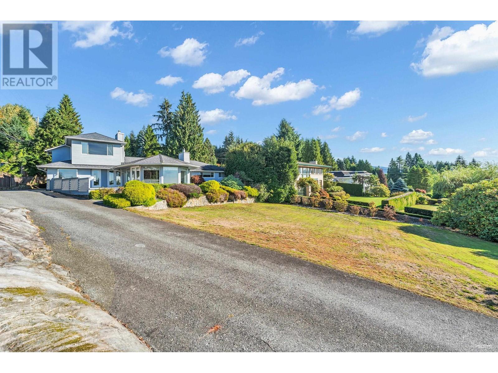 845 Pyrford Road, West Vancouver, British Columbia  V7S 2A2 - Photo 2 - R2932319