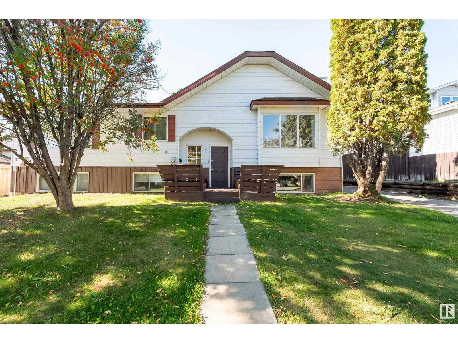 2 Louisbourg PL, St. Albert, Alberta