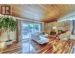 990 KINSAC STREET, Coquitlam, British Columbia