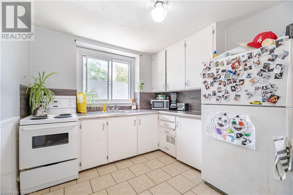 2149 Caroline Street, Burlington, Ontario  L7R 1L7 - Photo 21 - 40656964