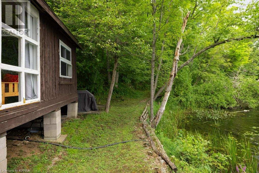 1020 Coutlee Point Lane, Sharbot Lake, Ontario  K0H 2P0 - Photo 19 - 40657750